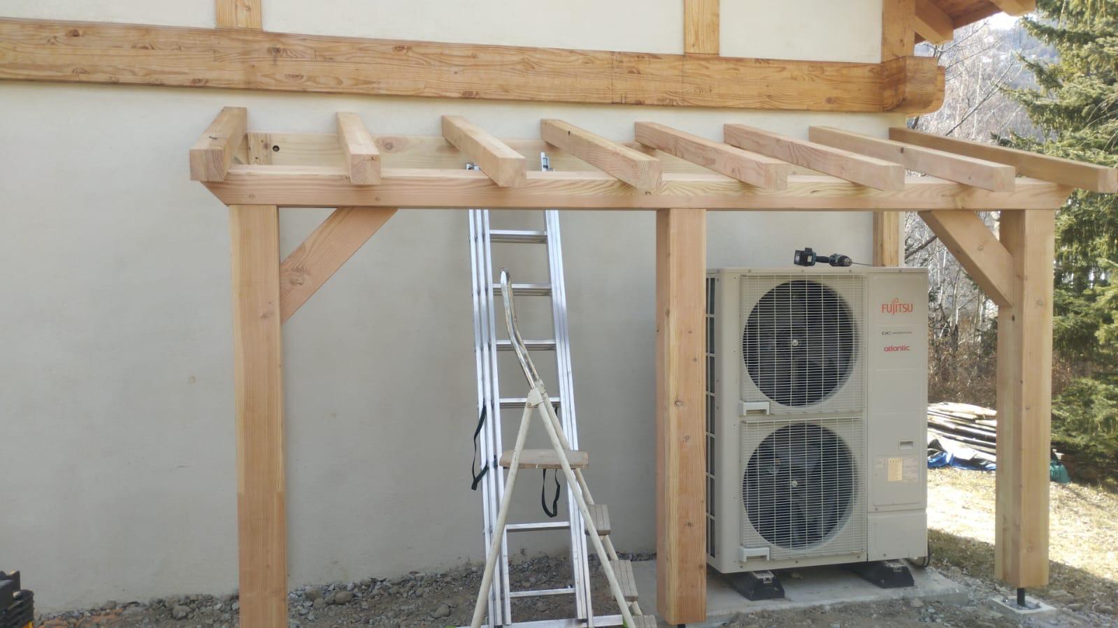 Charpente traditionnelle bois à Grenoble