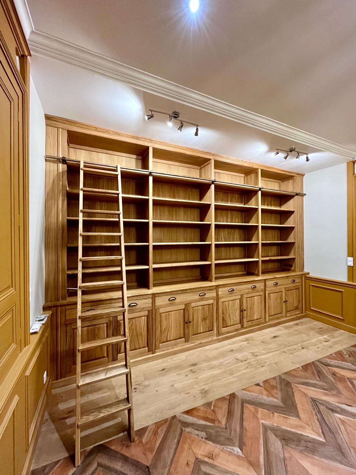 Bibliothèque sur mesure menuiserie Noyarey