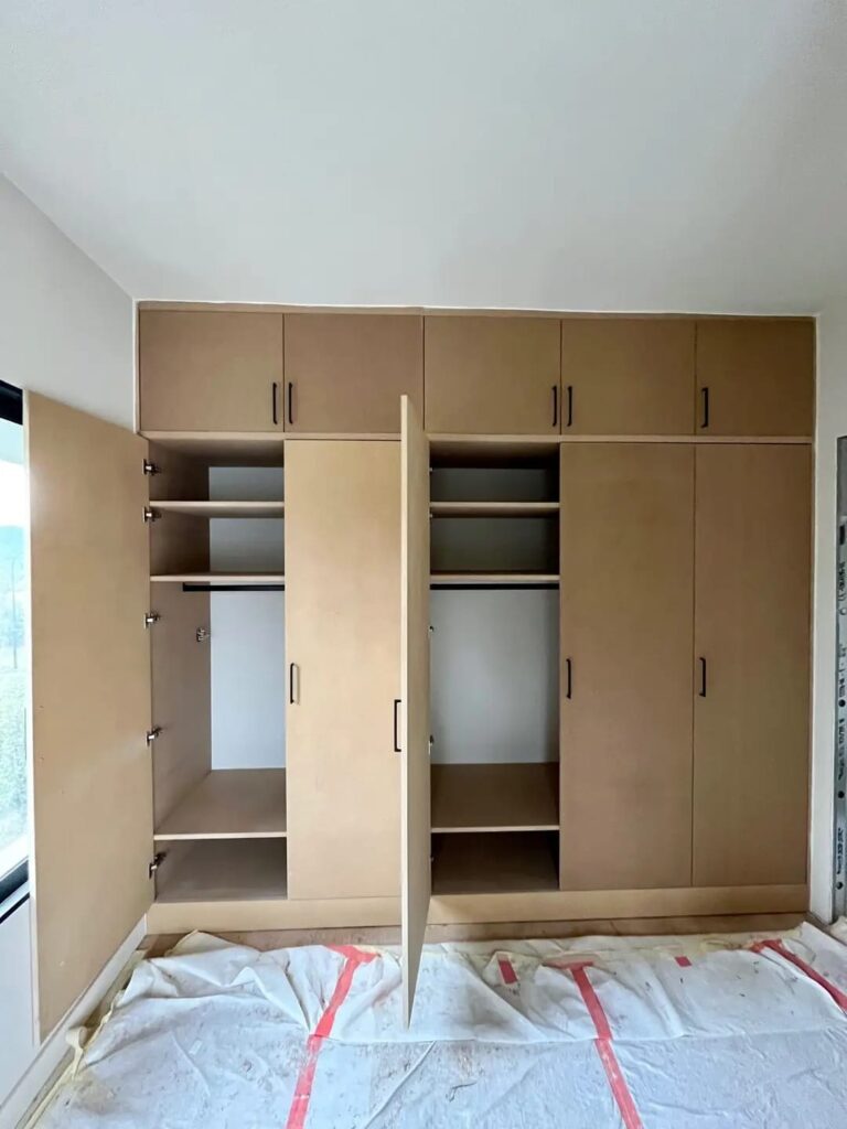 Dressing-Medium-MDF-à-peindre-La-tronche-menuiserie-agencement