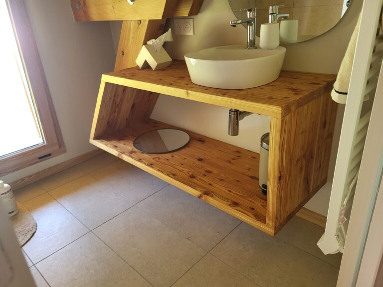 Meuble-salle-de-bain-sous-pente-saint-ismier