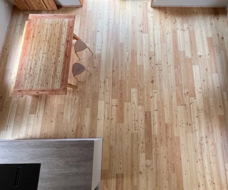 Parquet meleze de pays contrecolle colle dalle chauffante isere e1785846349796