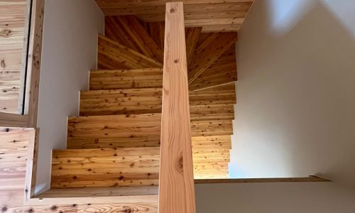 Escalier-lamellé-collé-crolles